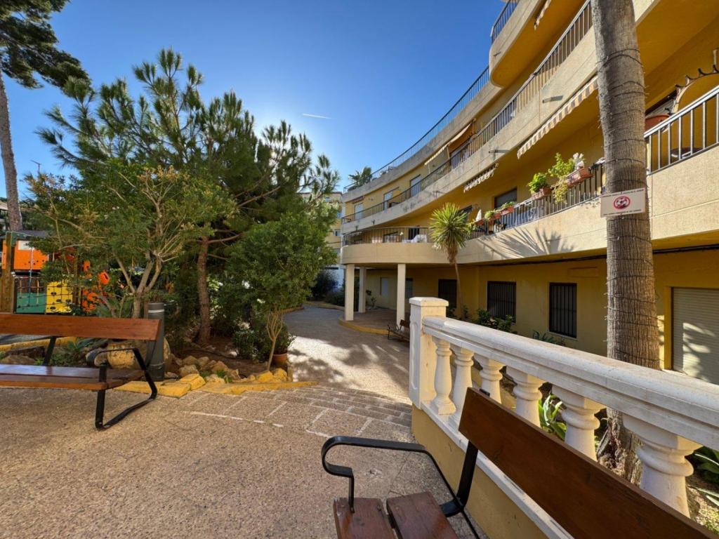 2 bed apartment in Moraira