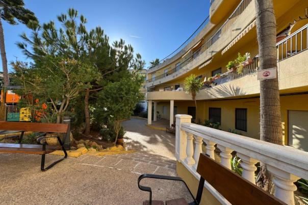 2 bed apartment in Moraira