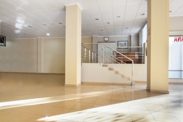 commercial premises in Calp