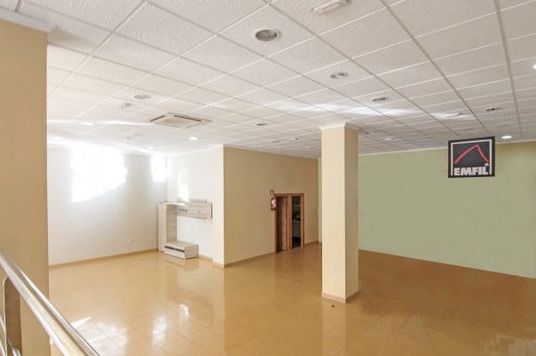 commercial premises in Calp