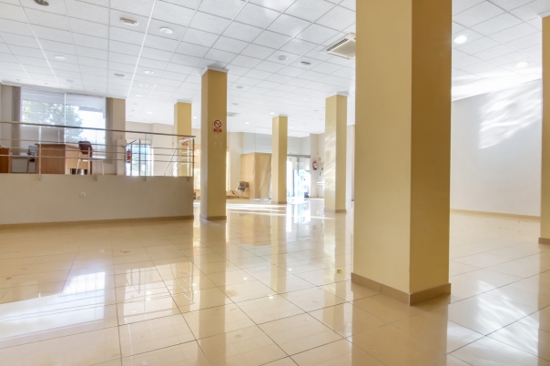 commercial premises in Calp