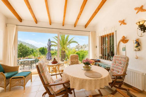 3 bed villas in Moraira