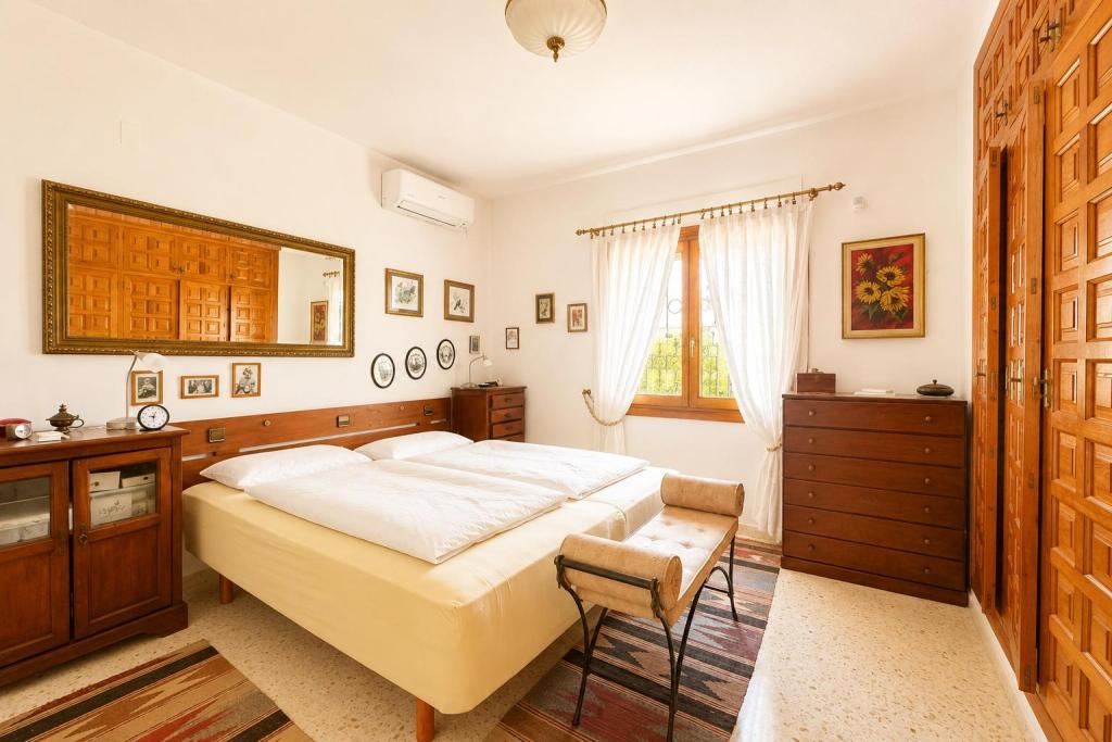3 bed villas in Moraira