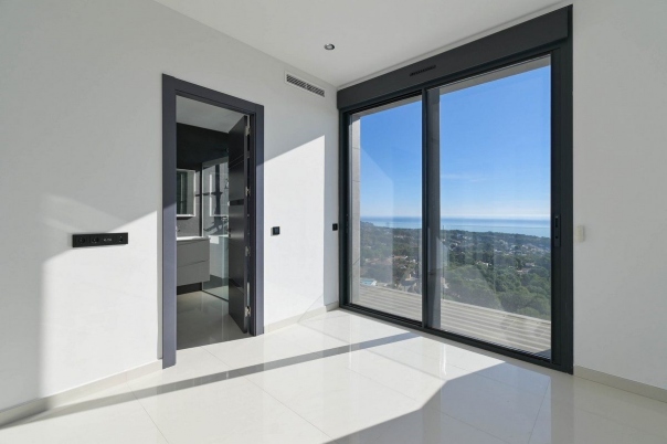6 bed villa de lujo in Benissa