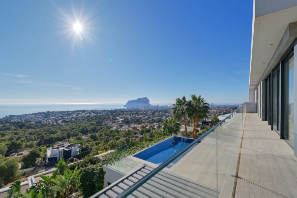 6 bed villa de lujo in Benissa