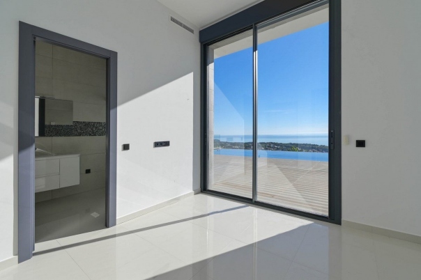 6 bed villa de lujo in Benissa