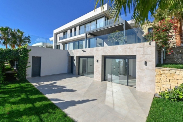 6 bed villa de lujo in Benissa