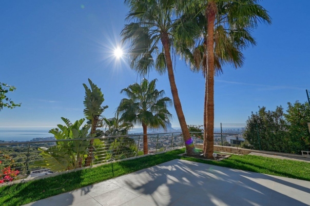 6 bed villa de lujo in Benissa