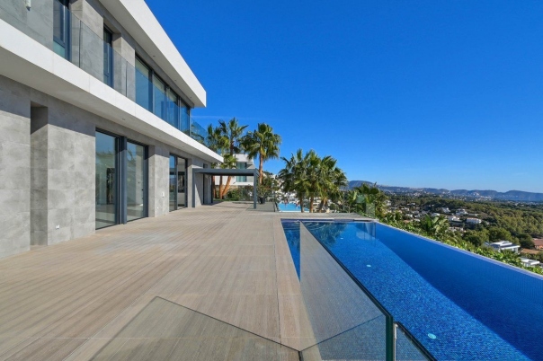 6 bed villa de lujo in Benissa