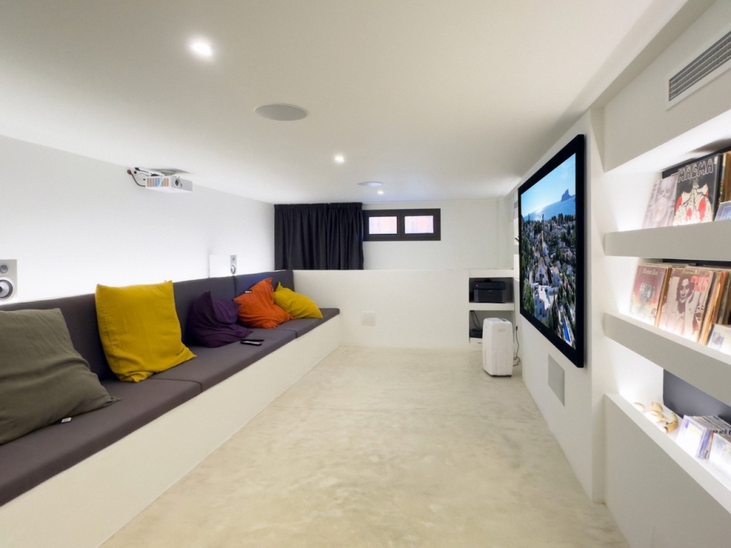 5 bed villas in Moraira