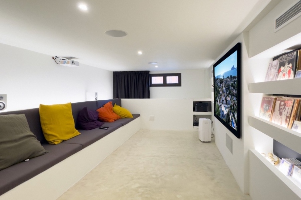5 bed villas in Moraira