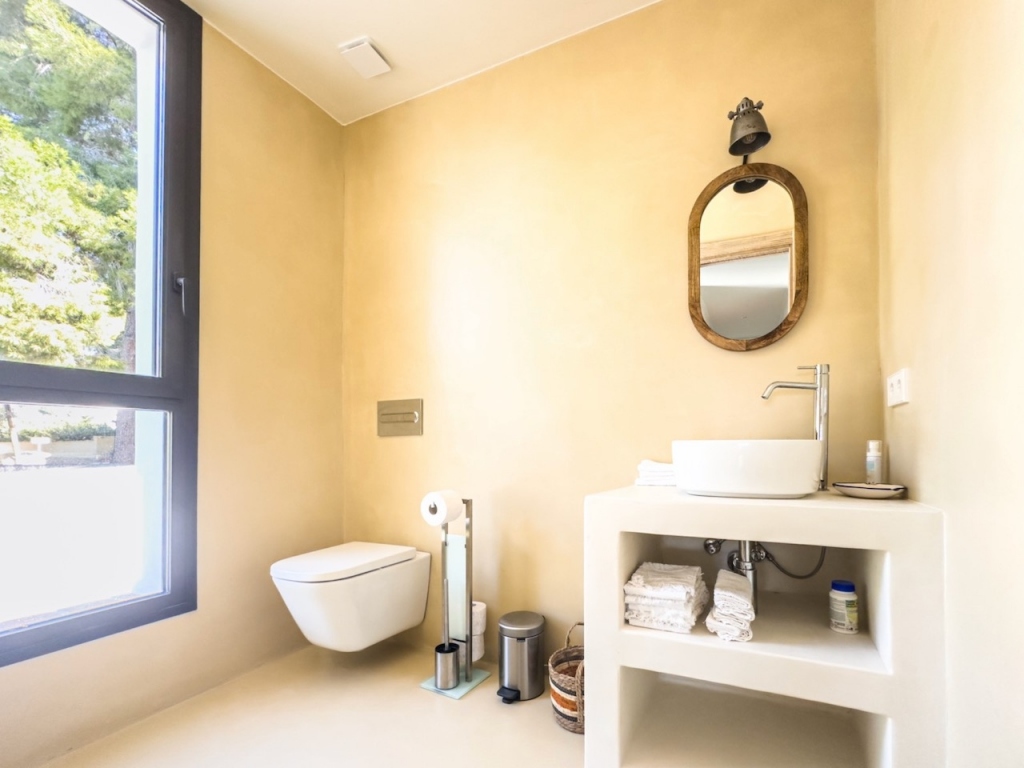 5 bed villas in Moraira
