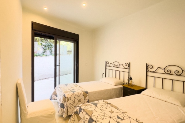 5 bed villas in Moraira