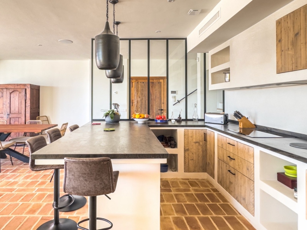 5 bed villas in Moraira