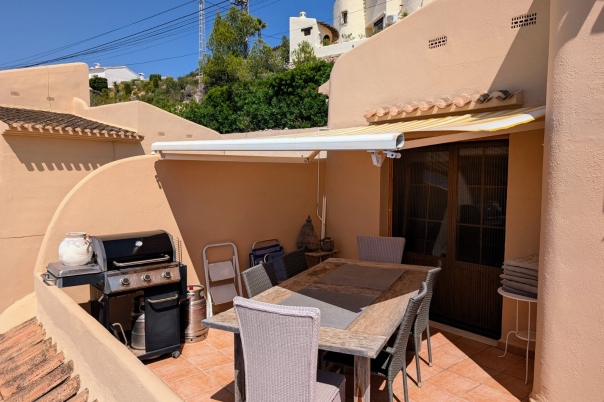 4 bed semi detached villa in Moraira
