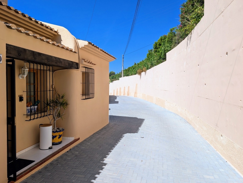 4 bed semi detached villa in Moraira
