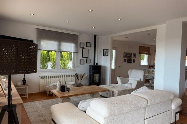 4 bed casa / chalet in Calpe