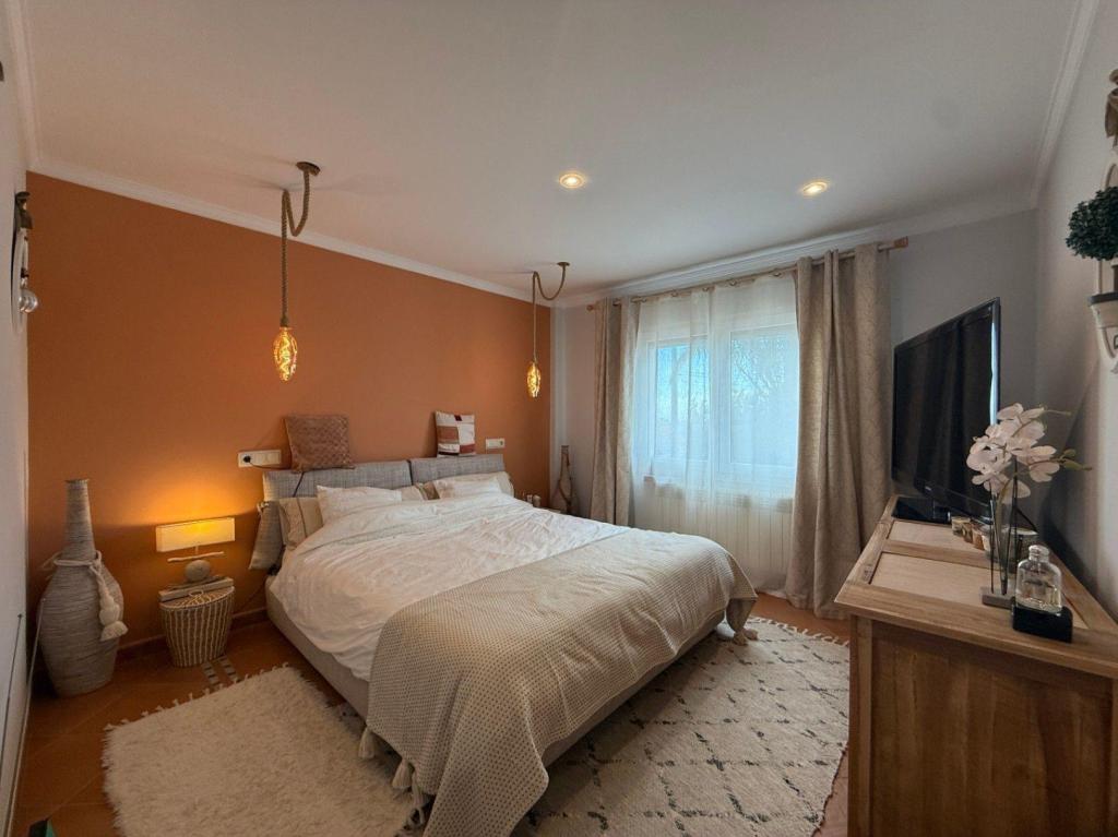 4 bed casa / chalet in Calpe