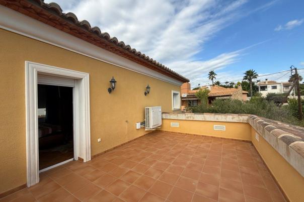 4 bed casa / chalet in Calpe