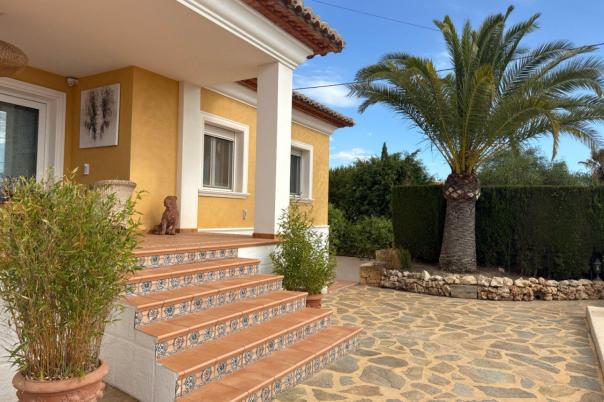 4 bed casa / chalet in Calpe