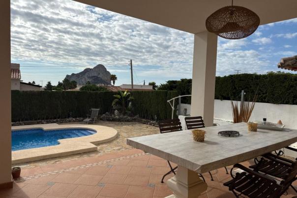 4 bed casa / chalet in Calpe