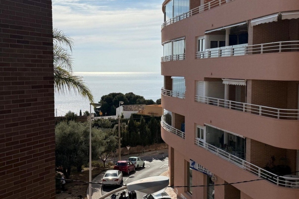 2 bed apartamento in Calpe / Calp