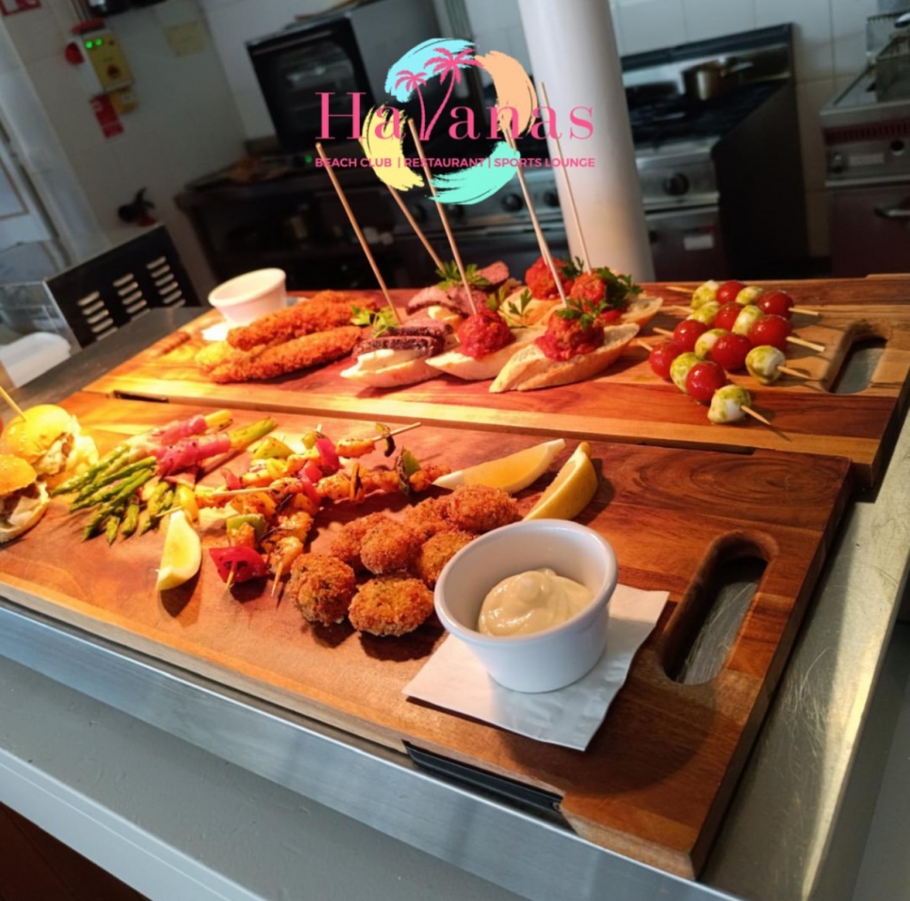 Havanas Beach Club - Bar, Restaurant & Event Venue Calpe