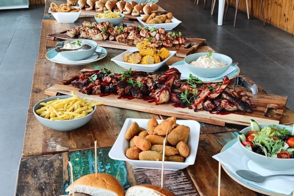 Havanas Beach Club - Bar, Restaurant & Event Venue Calpe
