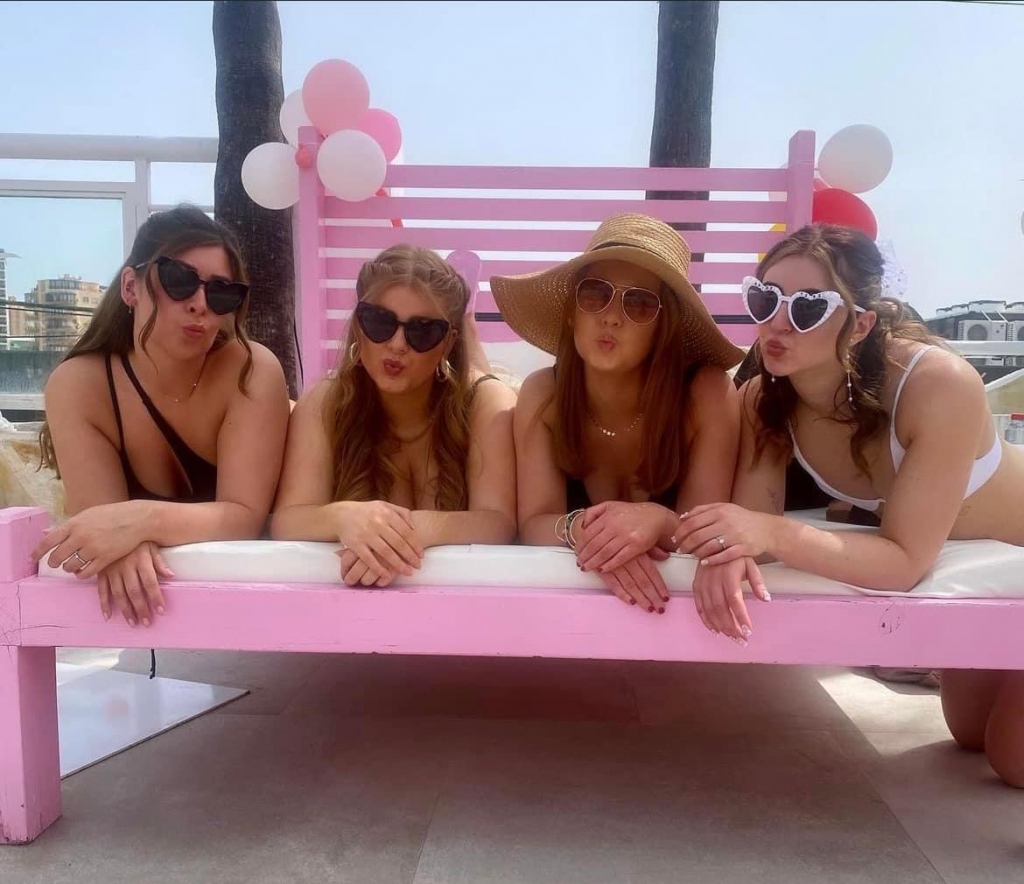 Havanas Beach Club - Bar, Restaurant & Event Venue Calpe