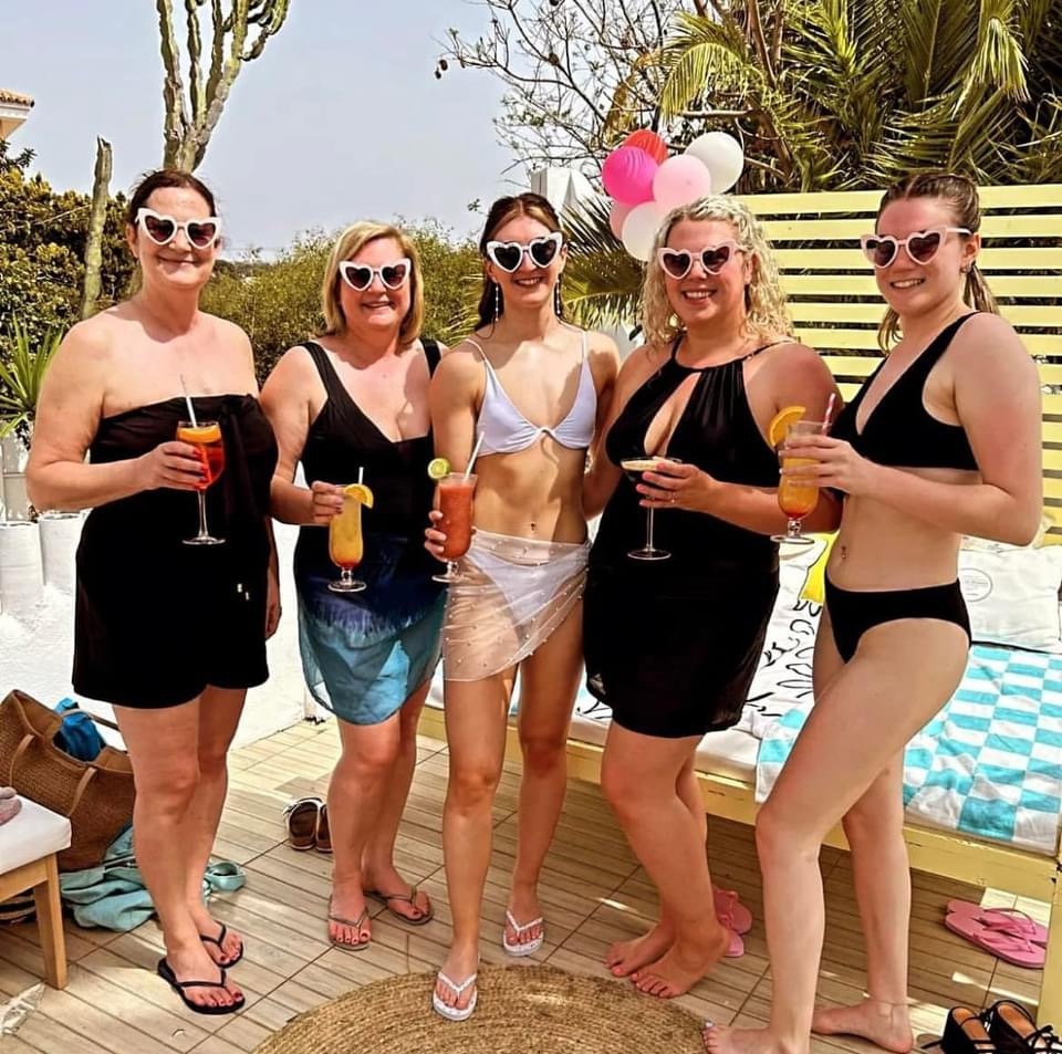 Havanas Beach Club - Bar, Restaurant & Event Venue Calpe