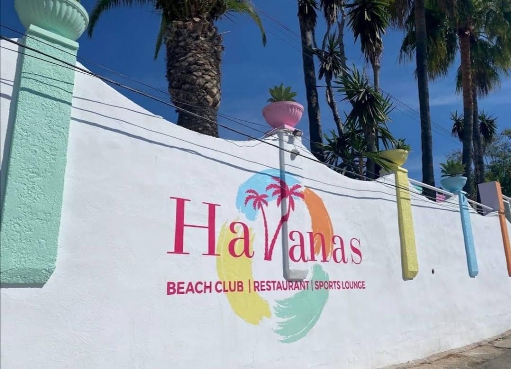 Havanas Beach Club - Bar, Restaurant & Event Venue Calpe