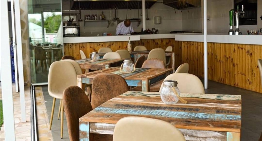 Havanas Beach Club - Bar, Restaurant & Event Venue Calpe