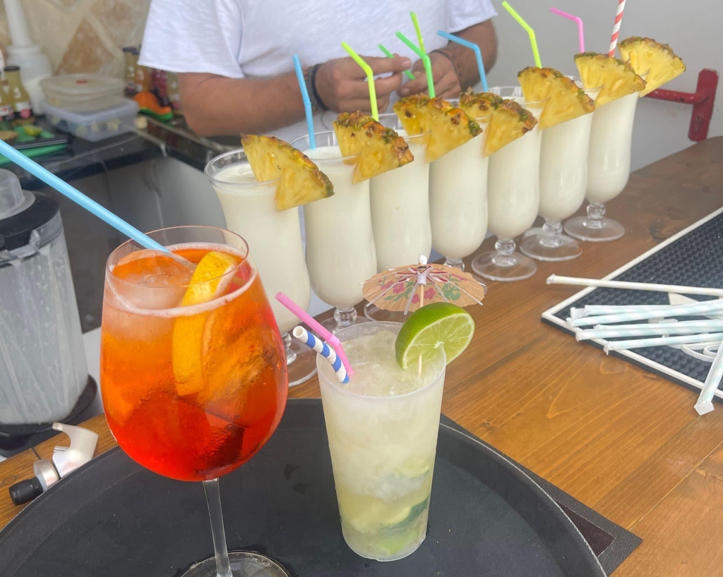 Havanas Beach Club - Bar, Restaurant & Event Venue Calpe