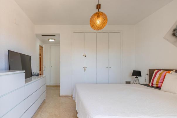2 bed apartments - flats in Moraira