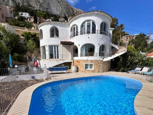 5 bed villa in Calpe