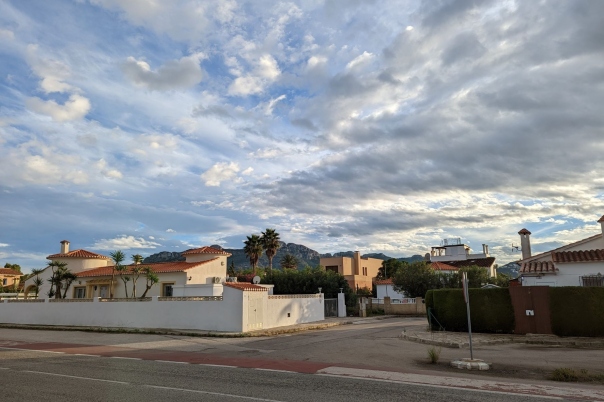 plot in Denia