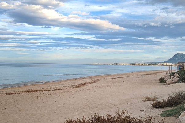 plot in Denia