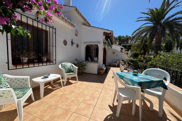 2 bed bungalow in Moraira