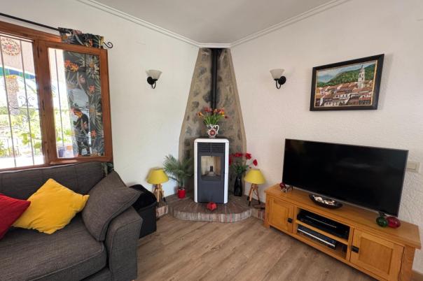 2 bed bungalow in Moraira