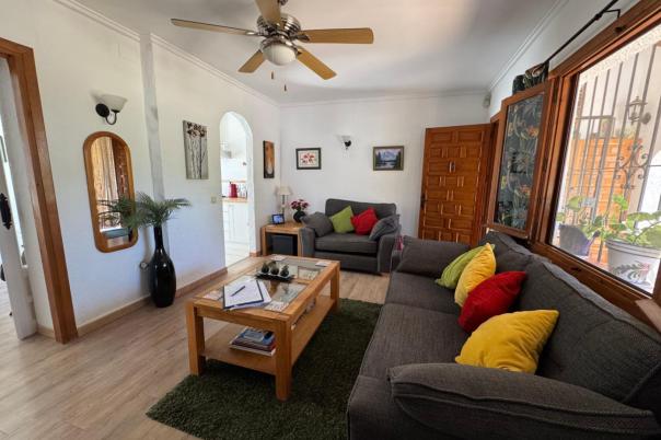 2 bed bungalow in Moraira