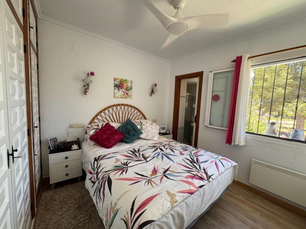 2 bed bungalow in Moraira