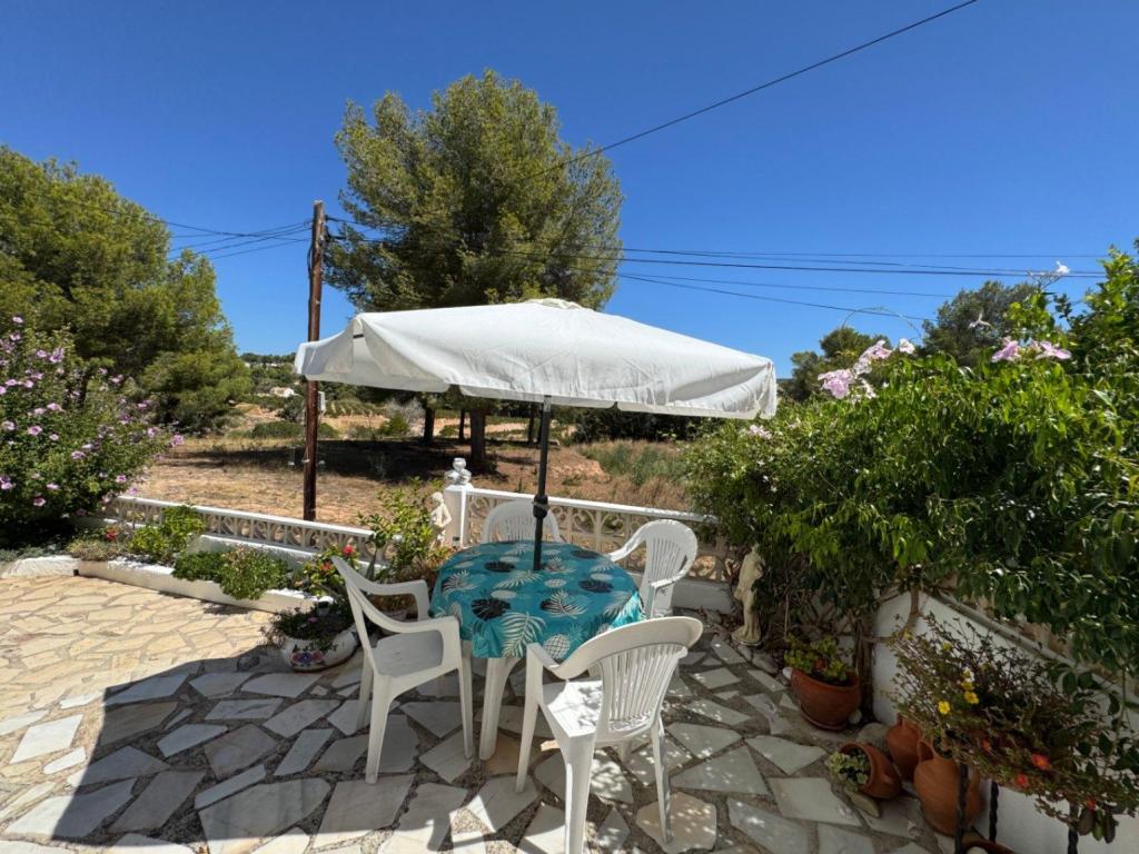 2 bed bungalow in Moraira
