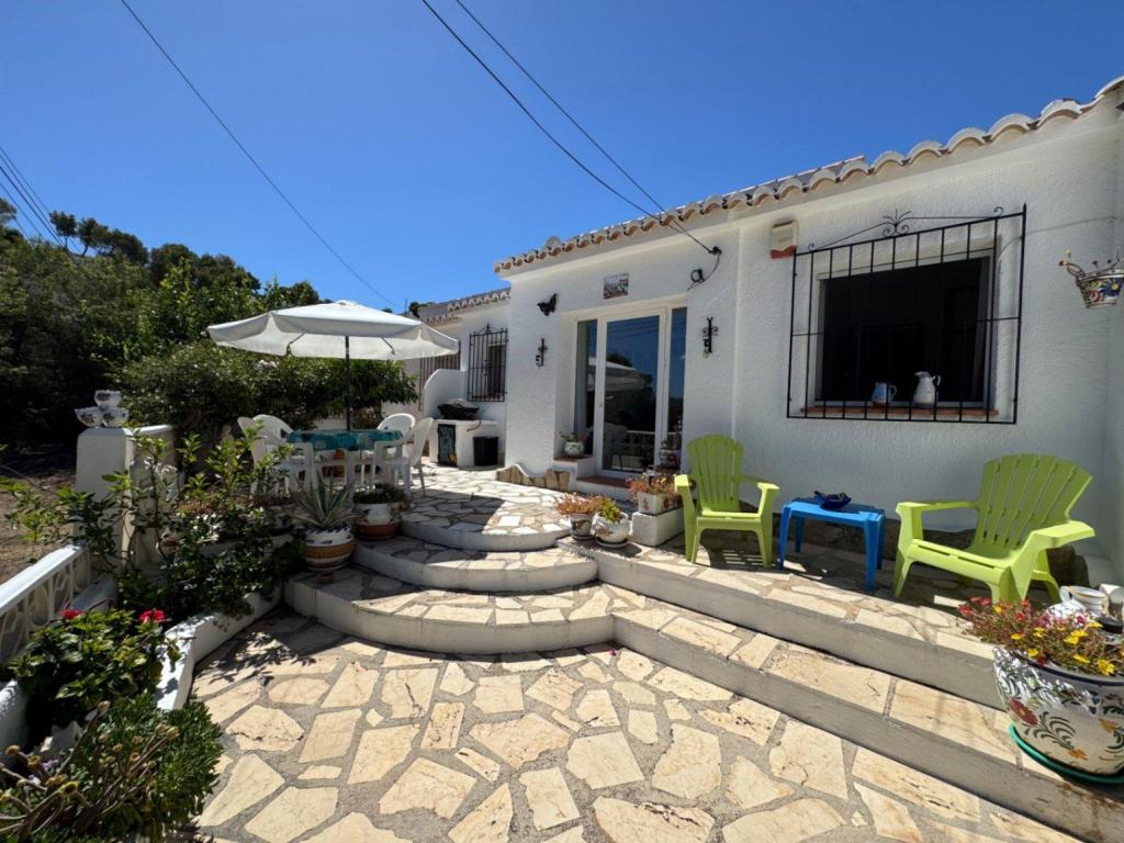 2 bed bungalow in Moraira