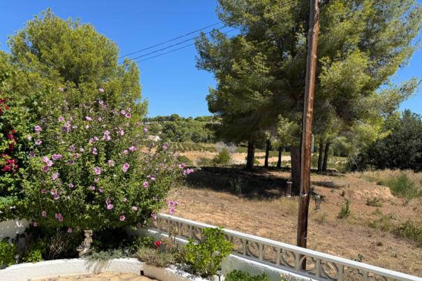 2 bed bungalow in Moraira
