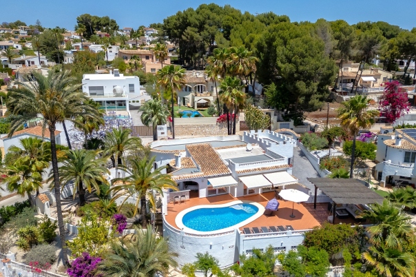 4 bed villa in Moraira