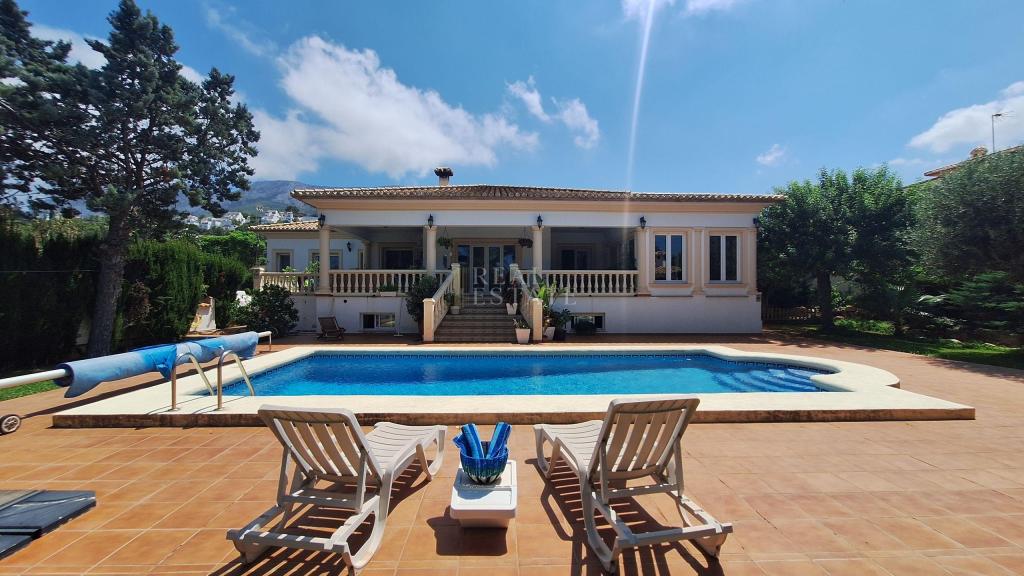 4 bed villa in Dénia