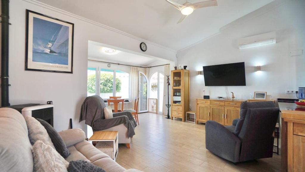 2 bed villas in Moraira