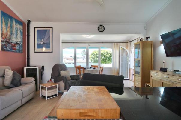 2 bed villas in Moraira
