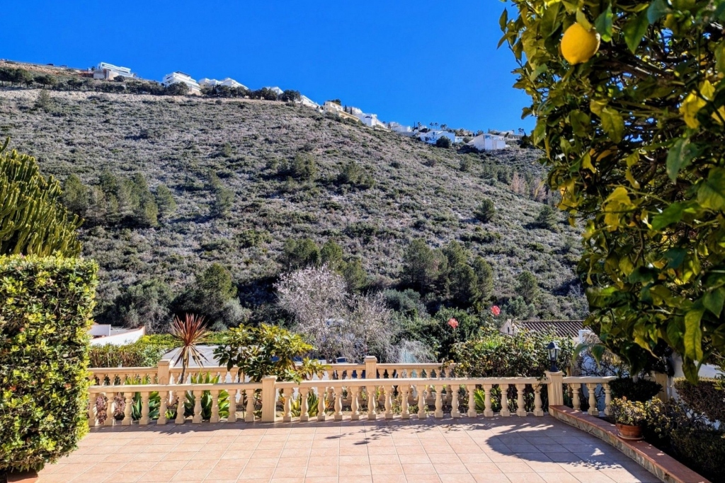 4 bed casa / chalet in Moraira