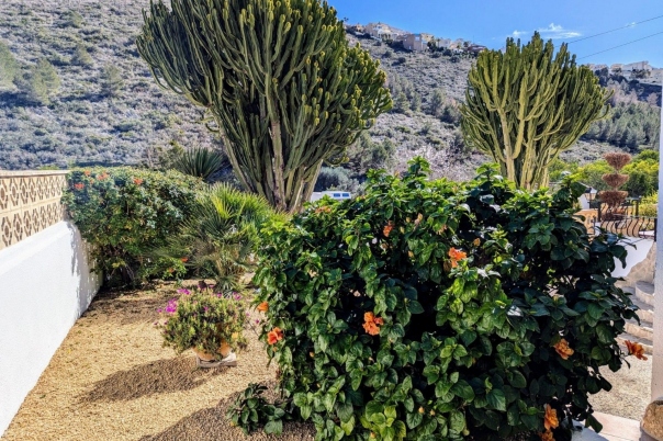4 bed casa / chalet in Moraira